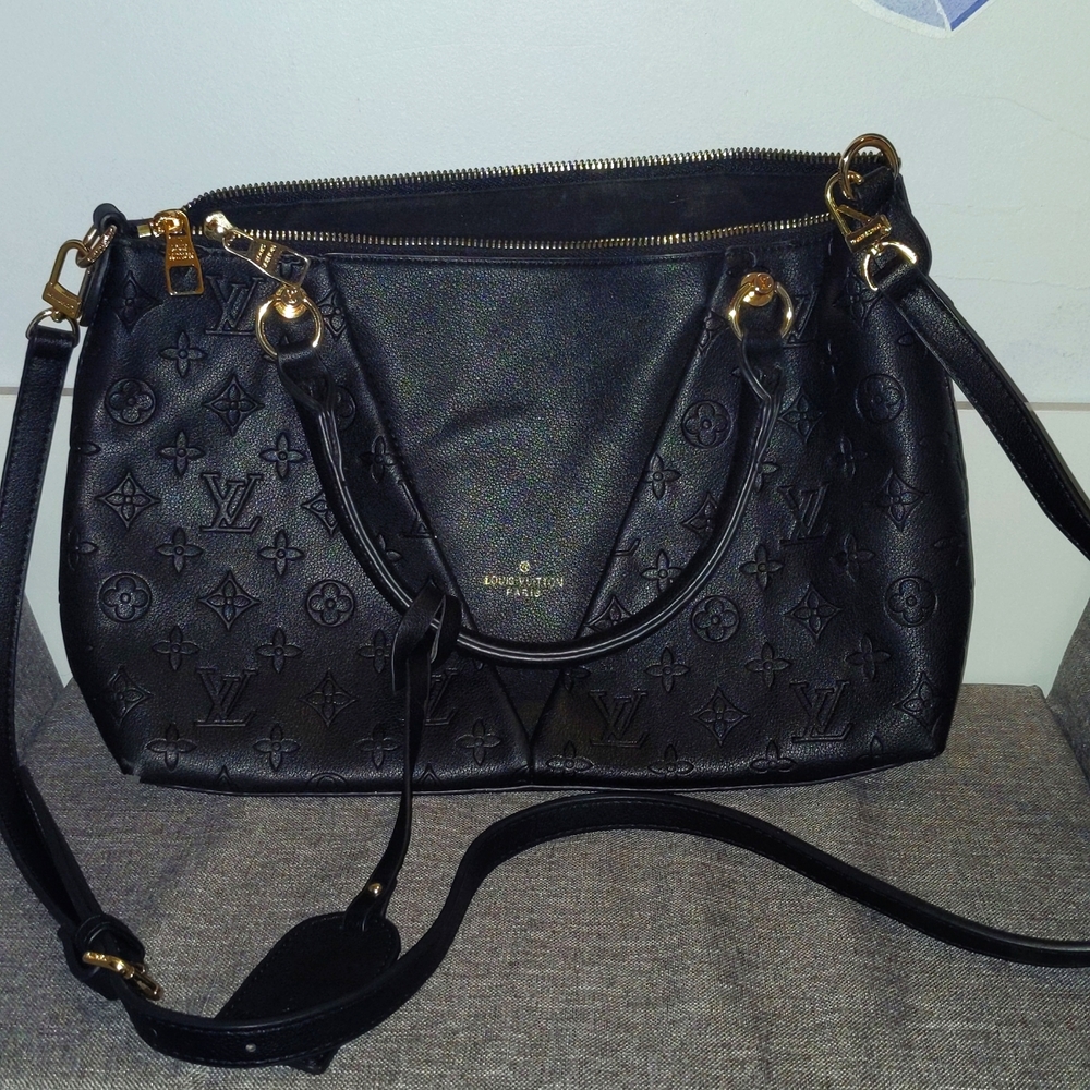 COPY - Off the Shoulder Purse